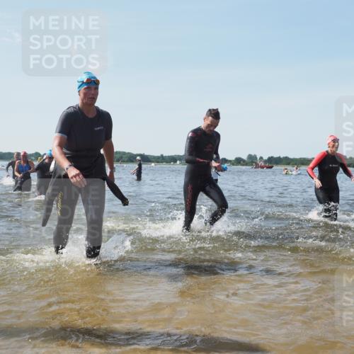 22.06.2025 - Viking Triathlon KatJ http://msf.ph/oto/8107690 22.06.2025 10:37:46 Schwimmen 163, 177, 245, 335, 396, 411, 433, 506, 614, 619, 639, 645 meine-sportfotos.de
