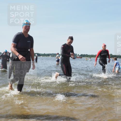 22.06.2025 - Viking Triathlon KatJ http://msf.ph/oto/8107701 22.06.2025 10:37:46 Schwimmen 163, 177, 245, 335, 396, 411, 433, 506, 614, 619, 639, 645 meine-sportfotos.de