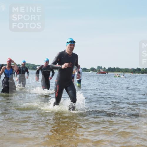 22.06.2025 - Viking Triathlon KatJ http://msf.ph/oto/8107744 22.06.2025 10:37:49 Schwimmen 146, 177, 245, 335, 396, 411, 433, 506, 614, 619, 645 meine-sportfotos.de