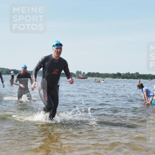 22.06.2025 - Viking Triathlon KatJ http://msf.ph/oto/8107757 22.06.2025 10:37:50 Schwimmen 146, 245, 335, 396, 411, 433, 506, 614, 619, 645 meine-sportfotos.de