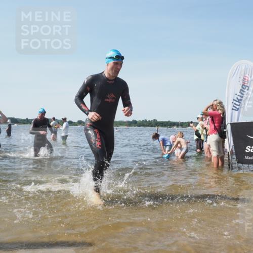 22.06.2025 - Viking Triathlon KatJ http://msf.ph/oto/8107798 22.06.2025 10:37:50 Schwimmen 146, 245, 335, 396, 411, 433, 506, 614, 619, 645 meine-sportfotos.de