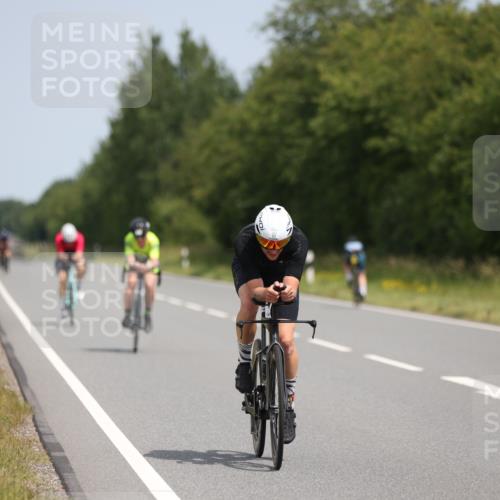 22.06.2025 - Viking Triathlon Yannick Fuchs http://msf.ph/oto/8107799 22.06.2025 12:12:47 Radfahren 93, 287, 473, 659 meine-sportfotos.de
