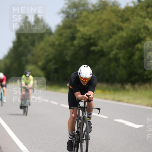 22.06.2025 - Viking Triathlon Yannick Fuchs http://msf.ph/oto/8107823 22.06.2025 12:12:47 Radfahren 93, 287, 473, 659 meine-sportfotos.de