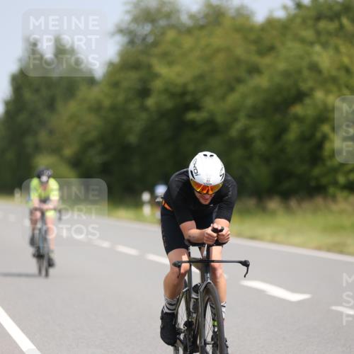 22.06.2025 - Viking Triathlon Yannick Fuchs http://msf.ph/oto/8107830 22.06.2025 12:12:47 Radfahren 93, 287, 473, 659 meine-sportfotos.de