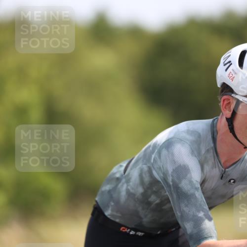 22.06.2025 - Viking Triathlon Yannick Fuchs http://msf.ph/oto/8107846 22.06.2025 11:31:42 Radfahren 245, 624 meine-sportfotos.de