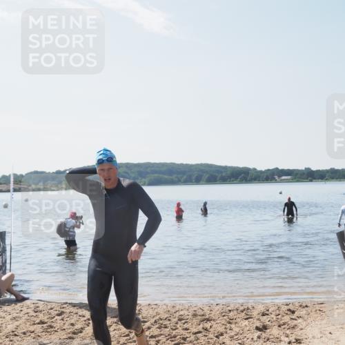 22.06.2025 - Viking Triathlon MichiJ http://msf.ph/oto/8107869 22.06.2025 10:53:39 Schwimmen  meine-sportfotos.de