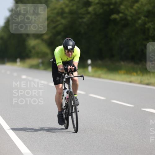 22.06.2025 - Viking Triathlon Yannick Fuchs http://msf.ph/oto/8107884 22.06.2025 11:31:57 Radfahren 13, 148, 173, 189, 191, 340, 341, 444, 458 meine-sportfotos.de