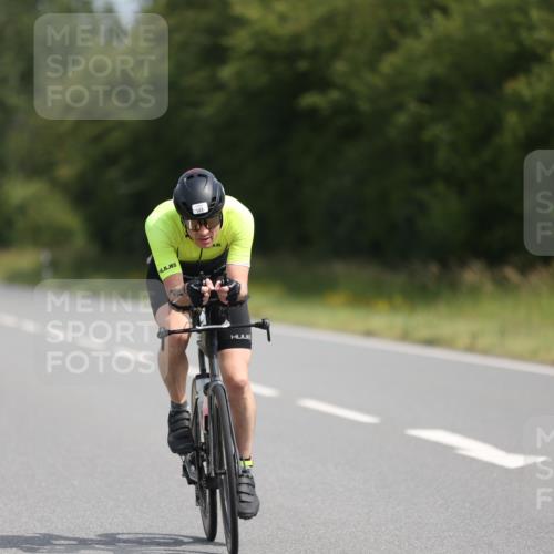 22.06.2025 - Viking Triathlon Yannick Fuchs http://msf.ph/oto/8107895 22.06.2025 11:31:57 Radfahren 13, 148, 173, 189, 191, 340, 341, 444, 458 meine-sportfotos.de