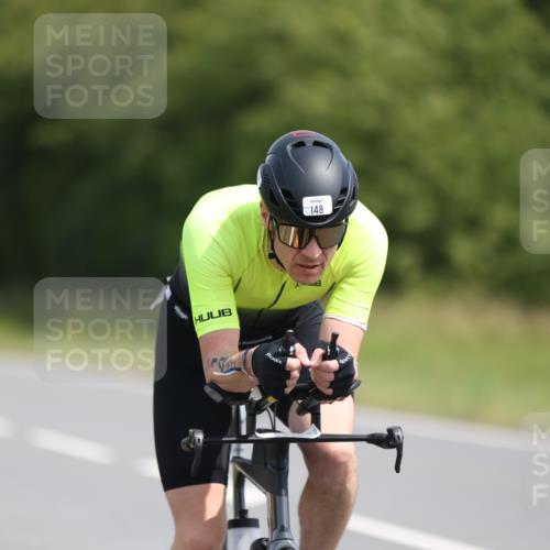 22.06.2025 - Viking Triathlon Yannick Fuchs http://msf.ph/oto/8107914 22.06.2025 11:31:58 Radfahren 13, 148, 173, 189, 191, 340, 341, 444, 458 meine-sportfotos.de