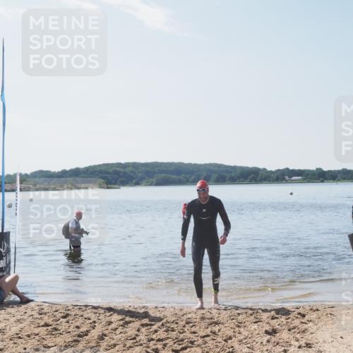22.06.2025 - Viking Triathlon MichiJ http://msf.ph/oto/8107925 22.06.2025 10:53:59 Schwimmen 634 meine-sportfotos.de