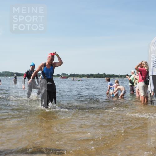 22.06.2025 - Viking Triathlon KatJ http://msf.ph/oto/8107950 22.06.2025 10:37:54 Schwimmen 146, 179, 335, 396, 411, 433, 619, 645 meine-sportfotos.de