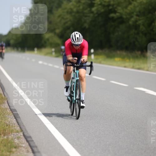 22.06.2025 - Viking Triathlon Yannick Fuchs http://msf.ph/oto/8107953 22.06.2025 12:12:51 Radfahren 78, 93, 287, 337, 473, 659 meine-sportfotos.de