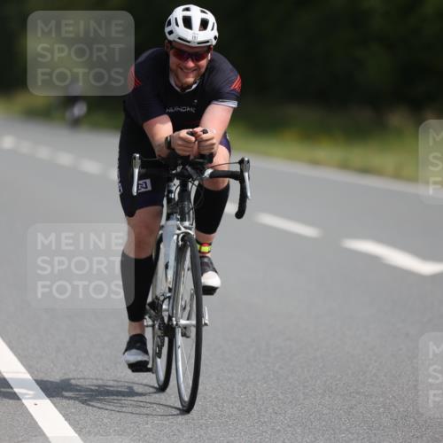 22.06.2025 - Viking Triathlon Yannick Fuchs http://msf.ph/oto/8107968 22.06.2025 11:32:04 Radfahren 13, 173, 181, 189, 191, 340, 444, 458 meine-sportfotos.de