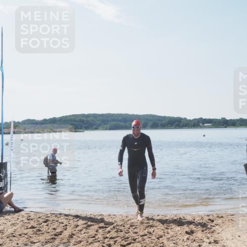 22.06.2025 - Viking Triathlon MichiJ http://msf.ph/oto/8107969 22.06.2025 10:53:59 Schwimmen 634 meine-sportfotos.de