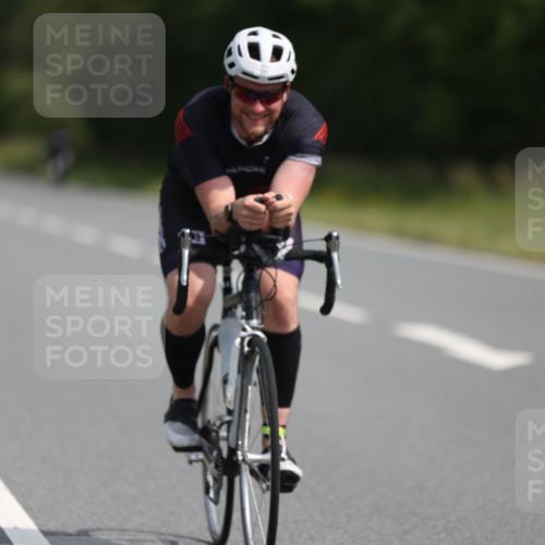 22.06.2025 - Viking Triathlon Yannick Fuchs http://msf.ph/oto/8107973 22.06.2025 11:32:04 Radfahren 13, 173, 181, 189, 191, 340, 444, 458 meine-sportfotos.de