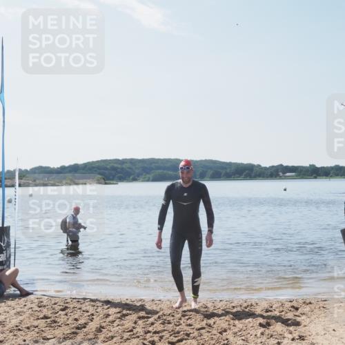 22.06.2025 - Viking Triathlon MichiJ http://msf.ph/oto/8107989 22.06.2025 10:53:59 Schwimmen 634 meine-sportfotos.de