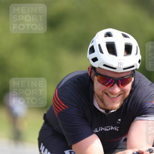 22.06.2025 - Viking Triathlon Yannick Fuchs http://msf.ph/oto/8108003 22.06.2025 11:32:05 Radfahren 13, 173, 181, 191, 444, 458 meine-sportfotos.de