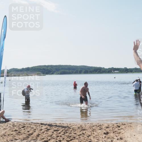 22.06.2025 - Viking Triathlon MichiJ http://msf.ph/oto/8108028 22.06.2025 10:54:54 Schwimmen 305 meine-sportfotos.de