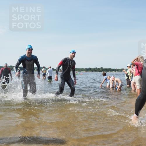 22.06.2025 - Viking Triathlon KatJ http://msf.ph/oto/8108057 22.06.2025 10:37:56 Schwimmen 146, 179, 335, 396, 411, 433, 619 meine-sportfotos.de