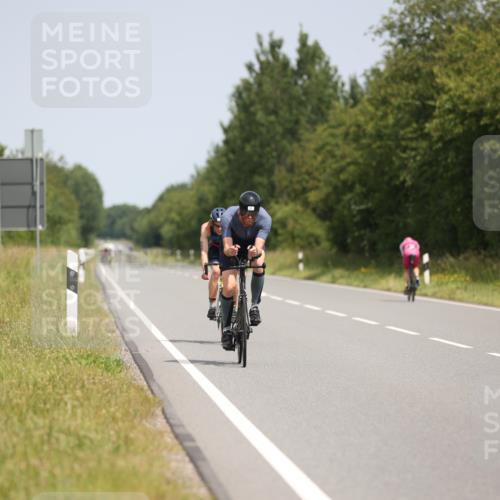 22.06.2025 - Viking Triathlon Yannick Fuchs http://msf.ph/oto/8108063 22.06.2025 12:12:57 Radfahren 78, 136, 337 meine-sportfotos.de
