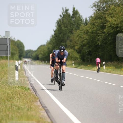 22.06.2025 - Viking Triathlon Yannick Fuchs http://msf.ph/oto/8108068 22.06.2025 12:12:57 Radfahren 78, 136, 337 meine-sportfotos.de