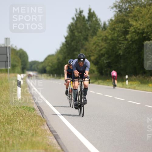 22.06.2025 - Viking Triathlon Yannick Fuchs http://msf.ph/oto/8108078 22.06.2025 12:12:58 Radfahren 78, 136, 337 meine-sportfotos.de