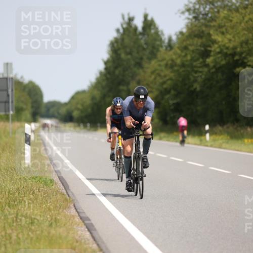 22.06.2025 - Viking Triathlon Yannick Fuchs http://msf.ph/oto/8108087 22.06.2025 12:12:58 Radfahren 78, 136, 337 meine-sportfotos.de