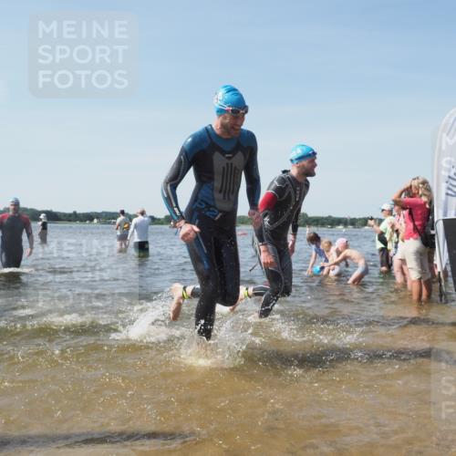 22.06.2025 - Viking Triathlon KatJ http://msf.ph/oto/8108092 22.06.2025 10:37:56 Schwimmen 146, 179, 335, 396, 411, 433, 619 meine-sportfotos.de