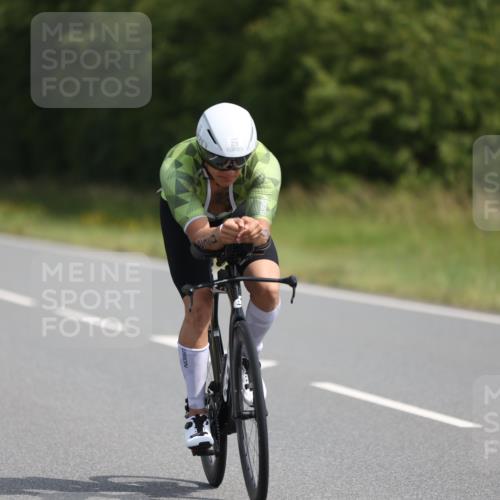 22.06.2025 - Viking Triathlon Yannick Fuchs http://msf.ph/oto/8108101 22.06.2025 11:32:16 Radfahren 181, 220, 237, 238, 311, 450 meine-sportfotos.de