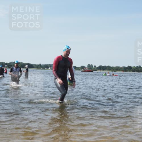 22.06.2025 - Viking Triathlon KatJ http://msf.ph/oto/8108112 22.06.2025 10:38:00 Schwimmen 146, 179, 191, 335 meine-sportfotos.de