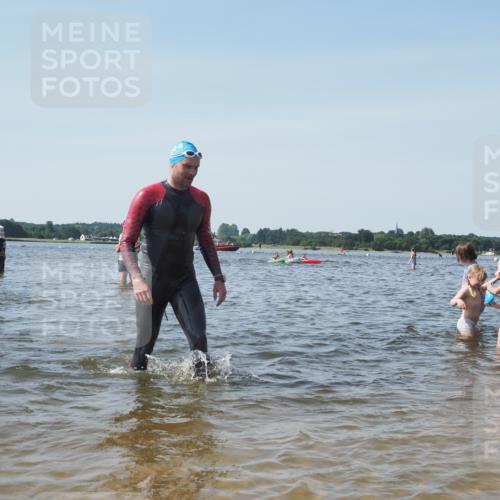 22.06.2025 - Viking Triathlon KatJ http://msf.ph/oto/8108172 22.06.2025 10:38:01 Schwimmen 72, 146, 179, 191, 335 meine-sportfotos.de