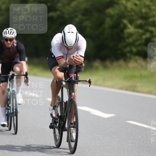22.06.2025 - Viking Triathlon Yannick Fuchs http://msf.ph/oto/8108175 22.06.2025 11:32:18 Radfahren 220, 237, 238, 311, 450 meine-sportfotos.de