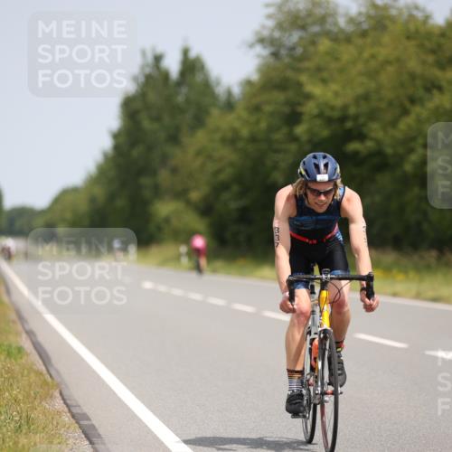 22.06.2025 - Viking Triathlon Yannick Fuchs http://msf.ph/oto/8108176 22.06.2025 12:13:00 Radfahren 78, 136, 337 meine-sportfotos.de