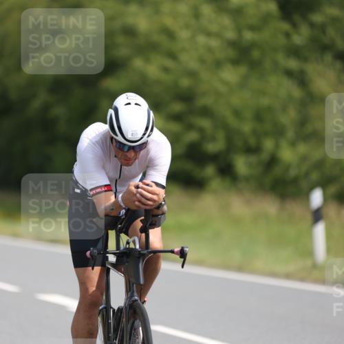 22.06.2025 - Viking Triathlon Yannick Fuchs http://msf.ph/oto/8108185 22.06.2025 11:32:19 Radfahren 220, 237, 238, 311, 450 meine-sportfotos.de