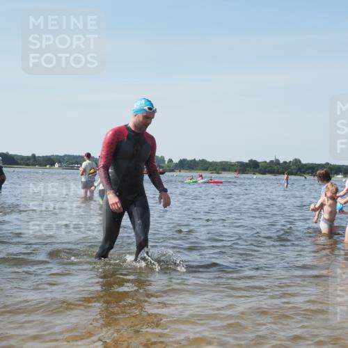 22.06.2025 - Viking Triathlon KatJ http://msf.ph/oto/8108191 22.06.2025 10:38:01 Schwimmen 72, 146, 179, 191, 335 meine-sportfotos.de