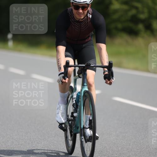 22.06.2025 - Viking Triathlon Yannick Fuchs http://msf.ph/oto/8108197 22.06.2025 11:32:19 Radfahren 220, 237, 238, 311, 450 meine-sportfotos.de