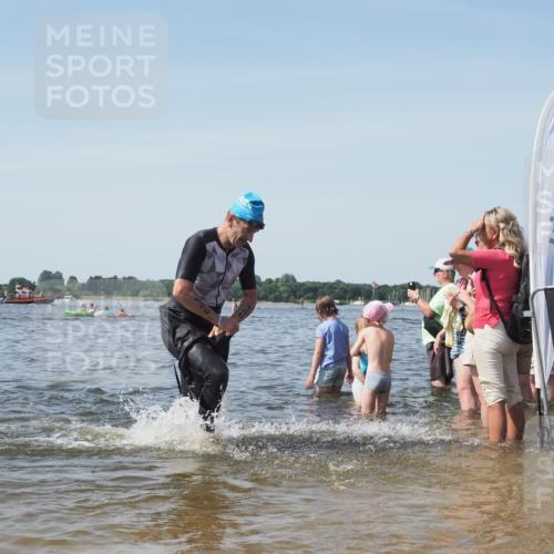 22.06.2025 - Viking Triathlon KatJ http://msf.ph/oto/8108239 22.06.2025 10:38:06 Schwimmen 61, 72, 146, 179, 191, 335 meine-sportfotos.de