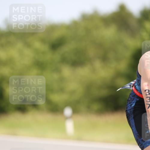 22.06.2025 - Viking Triathlon Yannick Fuchs http://msf.ph/oto/8108258 22.06.2025 12:13:01 Radfahren 78, 136, 337 meine-sportfotos.de