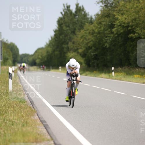 22.06.2025 - Viking Triathlon Yannick Fuchs http://msf.ph/oto/8108284 22.06.2025 12:13:12 Radfahren 4, 201 meine-sportfotos.de