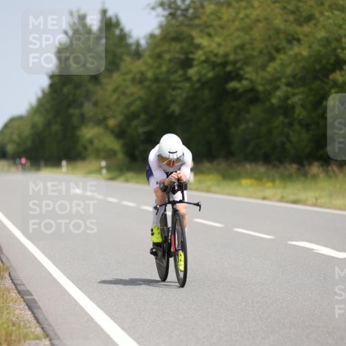 22.06.2025 - Viking Triathlon Yannick Fuchs http://msf.ph/oto/8108295 22.06.2025 12:13:12 Radfahren 4, 201 meine-sportfotos.de