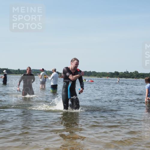 22.06.2025 - Viking Triathlon KatJ http://msf.ph/oto/8108298 22.06.2025 10:38:12 Schwimmen 61, 72, 89, 179, 191, 209, 447, 662 meine-sportfotos.de