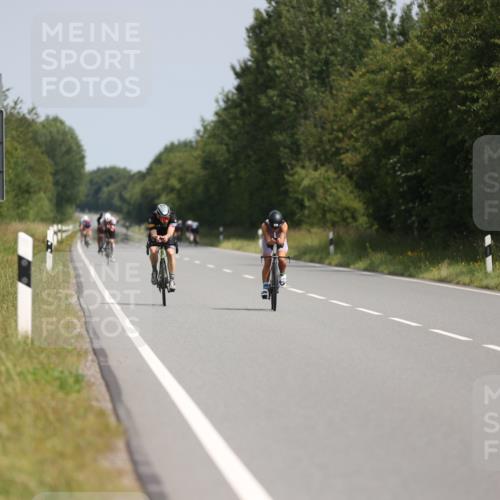22.06.2025 - Viking Triathlon Yannick Fuchs http://msf.ph/oto/8108299 22.06.2025 11:32:26 Radfahren 58, 237, 311, 601 meine-sportfotos.de