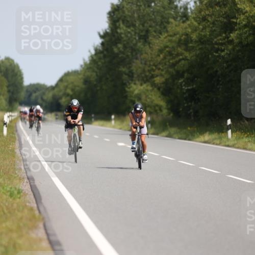 22.06.2025 - Viking Triathlon Yannick Fuchs http://msf.ph/oto/8108336 22.06.2025 11:32:28 Radfahren 58, 237, 311, 601 meine-sportfotos.de