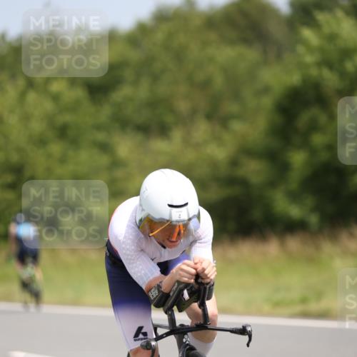 22.06.2025 - Viking Triathlon Yannick Fuchs http://msf.ph/oto/8108360 22.06.2025 12:13:13 Radfahren 4, 201 meine-sportfotos.de