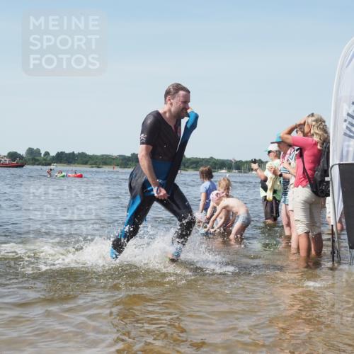 22.06.2025 - Viking Triathlon KatJ http://msf.ph/oto/8108366 22.06.2025 10:38:13 Schwimmen 61, 72, 89, 179, 191, 209, 447, 662 meine-sportfotos.de