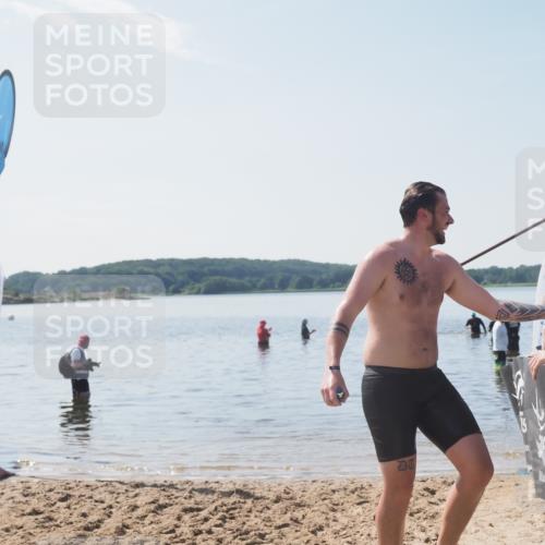 22.06.2025 - Viking Triathlon MichiJ http://msf.ph/oto/8108386 22.06.2025 10:55:02 Schwimmen  meine-sportfotos.de