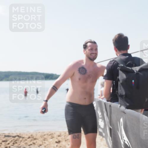 22.06.2025 - Viking Triathlon MichiJ http://msf.ph/oto/8108414 22.06.2025 10:55:04 Schwimmen  meine-sportfotos.de