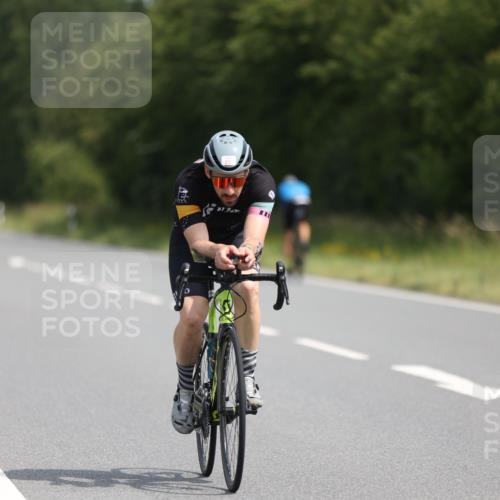 22.06.2025 - Viking Triathlon Yannick Fuchs http://msf.ph/oto/8108460 22.06.2025 11:32:32 Radfahren 8, 58, 462, 601, 653 meine-sportfotos.de