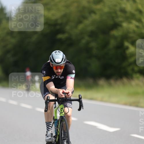 22.06.2025 - Viking Triathlon Yannick Fuchs http://msf.ph/oto/8108469 22.06.2025 11:32:32 Radfahren 8, 58, 462, 601, 653 meine-sportfotos.de