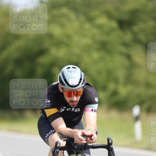 22.06.2025 - Viking Triathlon Yannick Fuchs http://msf.ph/oto/8108496 22.06.2025 11:32:33 Radfahren 8, 58, 203, 462, 601, 653 meine-sportfotos.de